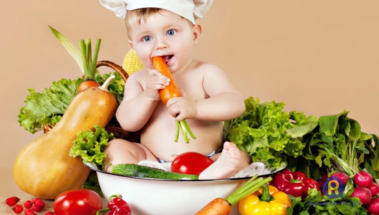 Nâng cao chế độ ăn uống nhiều dinh dưỡng cho bé